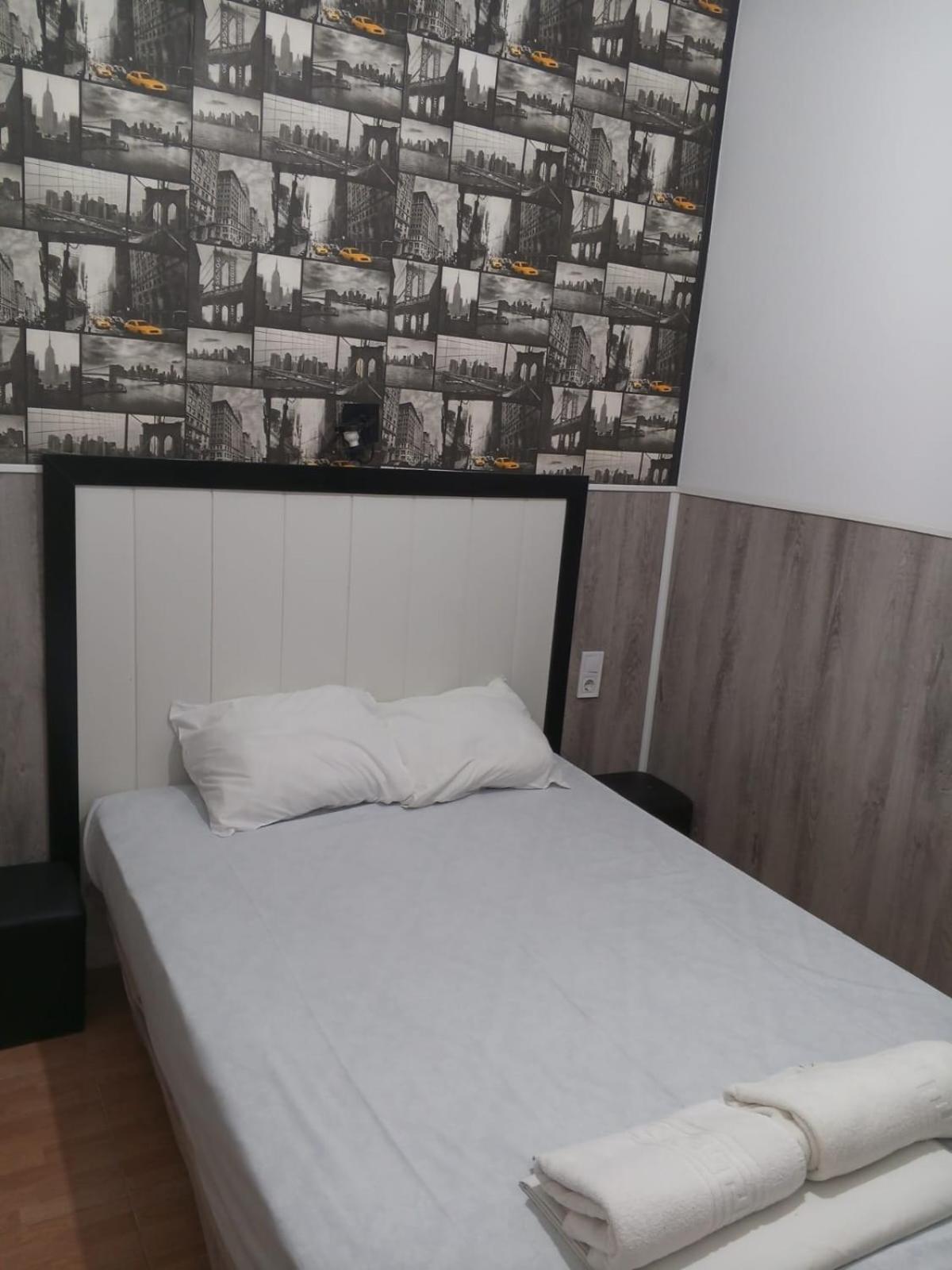 Apartamentos Sol Mayor Madrid Exterior foto
